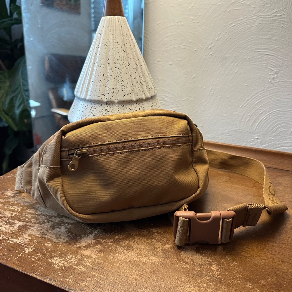 Girlfriend Collective Please Recycle Fanny Pack